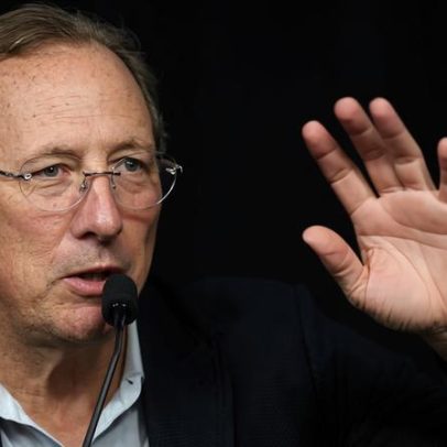 John Textor é afastado do comando da SAF do Botafogo