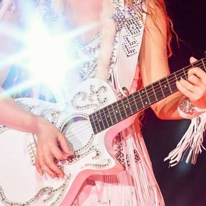 Shakira reage à morte de trabalhador na montagem do palco de Copacabana