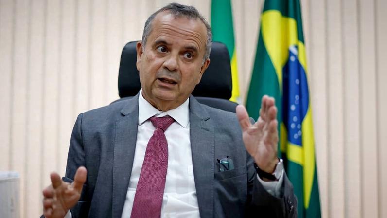 O senador Rogério Marinho, líder da oposição no Senado Federal, durante entrevista à Folha em seu gabinete.