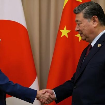 Marinha chinesa aumenta tensões com Japão entre Pequim e Tóquio