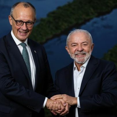 Lula chega à Alemanha; país busca ampliar negociações com o Brasil