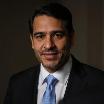 Mourão recebe Messias e diz manter voto contra