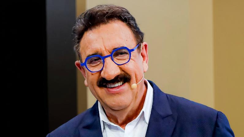 Ratinho em seu programa no SBT