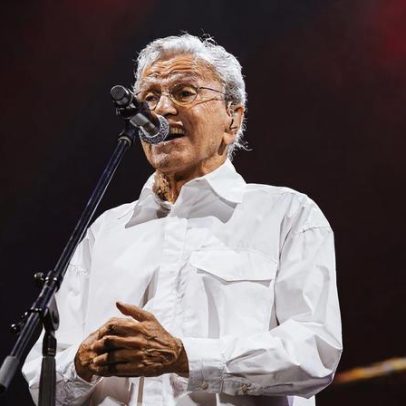 Caetano Veloso agradece Otto Alencar por corrigir fala sobre ter pegado em armas