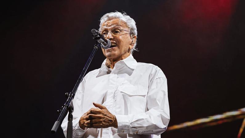 Caetano Veloso em apresentação no Festival de Verão de Salvador 2026