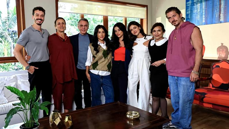 Giulia Gam retorna à Globo após 12 anos para novela vertical; primeira foto divulgada