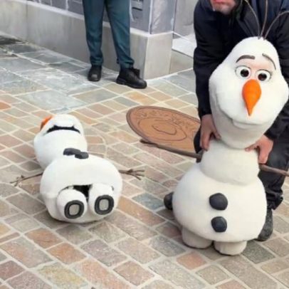 Olaf sofre pane e cai durante apresentação na Disney Paris