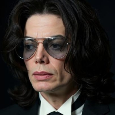 Filha de Michael Jackson acredita nas acusações e se aproxima das famílias