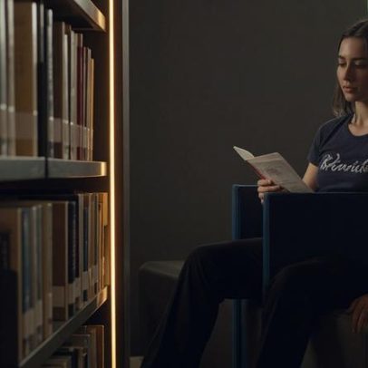 Fichas, metas e pausas ajudam estudante a dominar leituras do vestibular