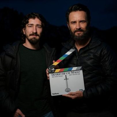 Rodrigo Santoro e Johnny Massaro em adaptação Netflix de O Diário de um Mago