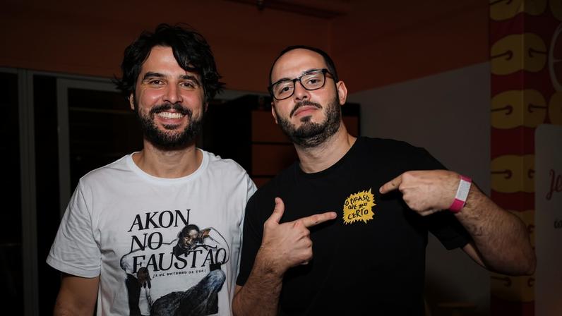 Ciro Hamen e Matheus Laneri, do canal 'O Brasil Que Deu Certo', comentam o BBB em lives diárias