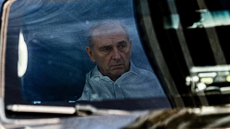 O ex presidente do BRB Paulo Henrique Costa é preso pela PF de seu apartamento no noroeste