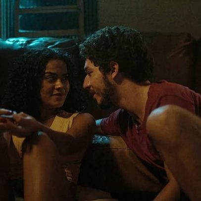 Elenco afinado com Bella Campos e Xamã é ponto forte de Cinco Tipos de Medo