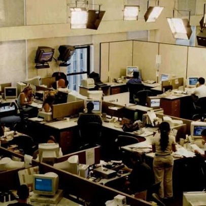 UOL celebra 30 anos com reviravolta tecnológica semelhante aos primórdios
