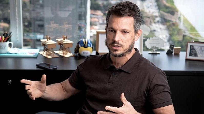 Andre Farber, CEO da Riachuelo, que defende a mudança do termo para se referir ao que hoje é chamado de "taxa das blusinhas"