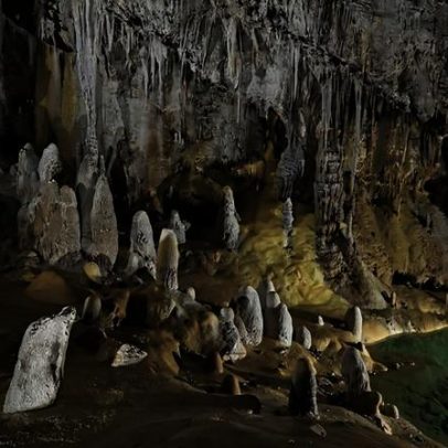 Bactérias de cavernas profundas mostram resistência a quase todos os antibióticos