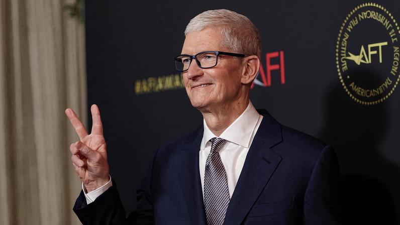 Tim Cook, CEO da Apple, participa de almoço de premiação Instituto Americano de Filmes, em Los Angeles, Califórnia (EUA), no início de janeiro