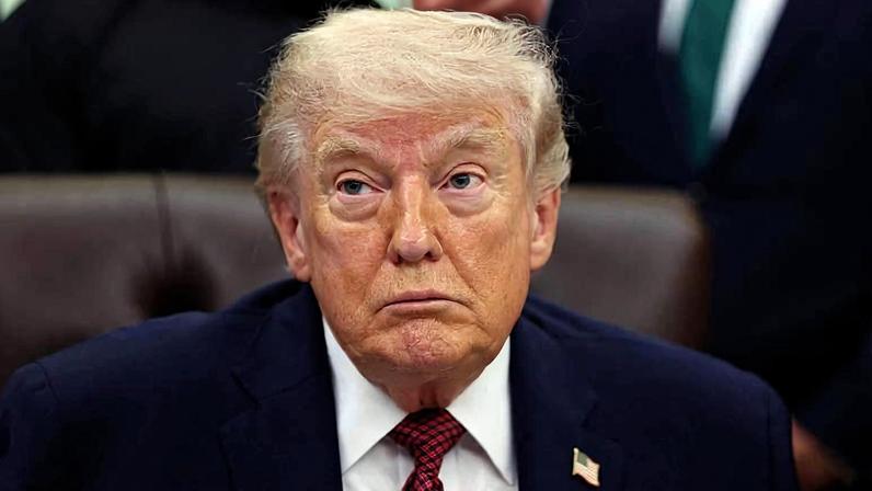 O presidente Donald Trump no Salão Oval