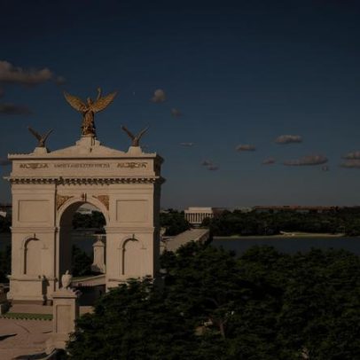 Arco que Trump quer construir em Washington é comparado a monumentos globais