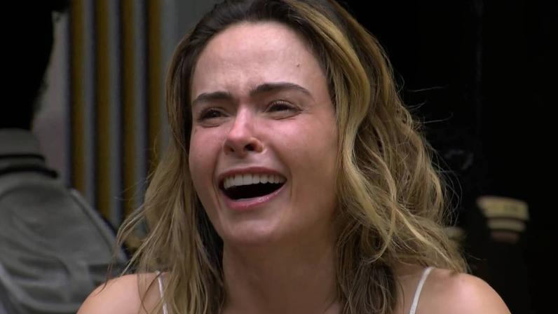 A jornalista Ana Paula Renault na final do BBB 26