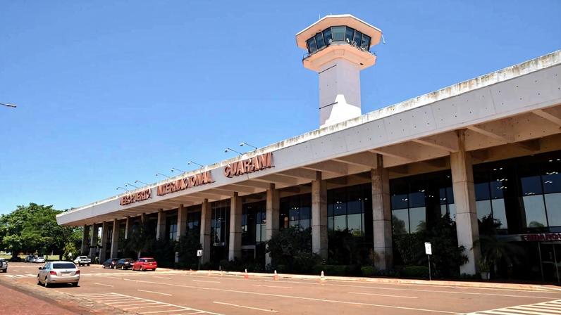 O Aeroporto Internacional Guarani, que atende Ciudad del Este; avião caiu a cerca de 750 m da pista de pouso