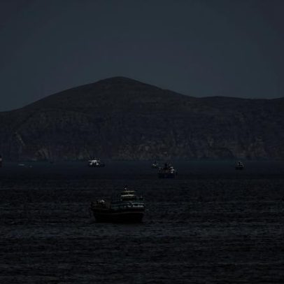 Petroleiros enfrentam cerco iraniano para passagem pelo estreito de Hormuz