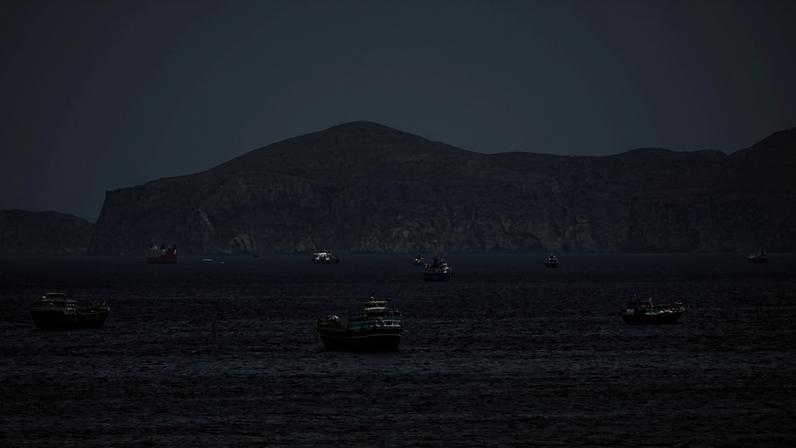 Navios no estreito de Hormuz