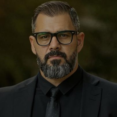 Juliano Cazarré organiza encontro de homens e recebe críticas de famosos
