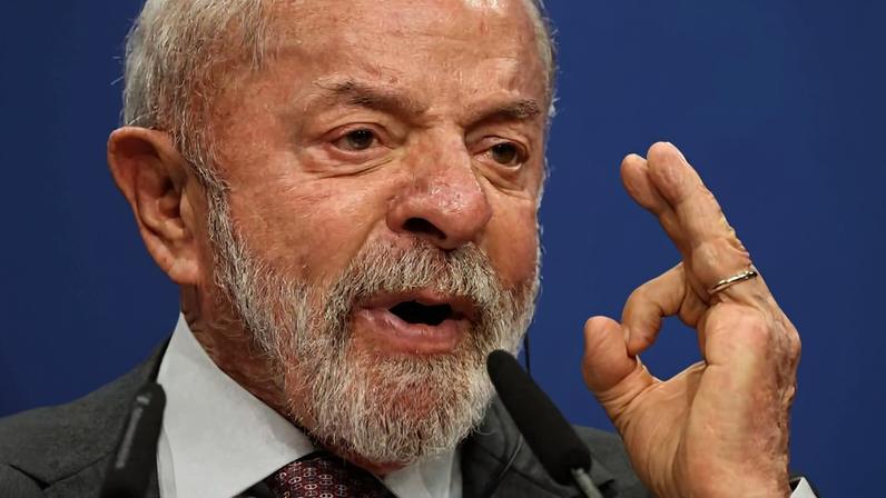 O presidente Lula durante viagem à Alemanha.