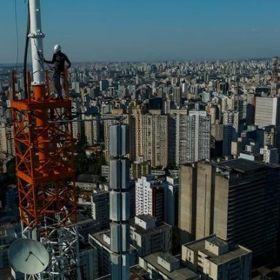 Rádio Eldorado encerra atividades e demite toda a equipe