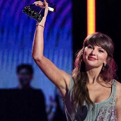 Taylor Swift e Bad Bunny lideram como os artistas mais ouvidos já no Spotify