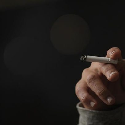 Paternalismo contra o tabagismo no Reino Unido avança com novas medidas