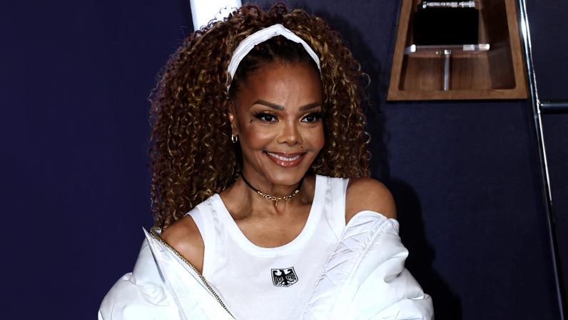 La Toya Jackson conta sobre a decisão de Janet: 'Ela recusou gentilmente e é preciso respeitar'