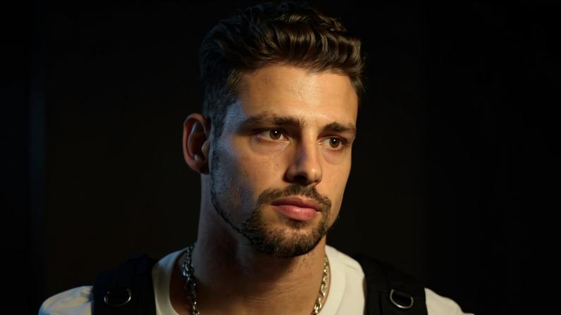 Cauã Reymond como Jorginho na novela 'Avenida Brasil' (2012), da Globo