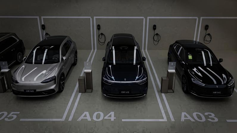 Carros elétricos expostos no Salão do Automóvel da China, em Pequim