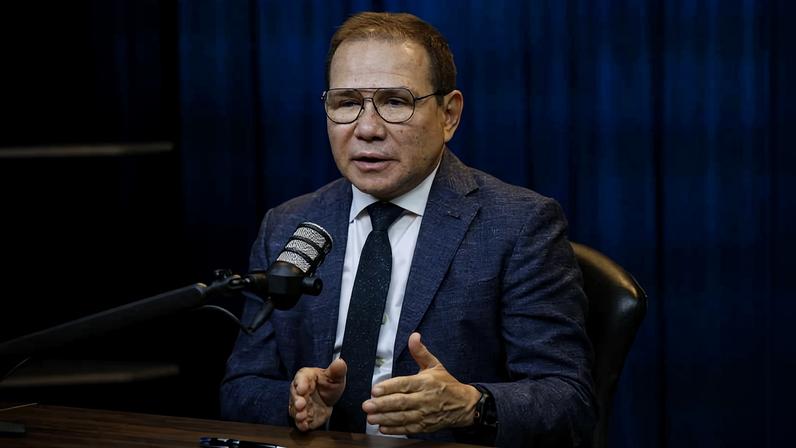 Presidente do BRB (Banco de Brasília), Nelson Antônio de Souza, durante entrevista para o C-Level