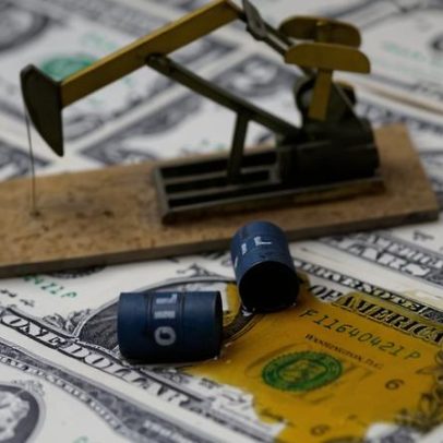 Petróleo pode chegar a US$120 se guerra no Irã se prolongar, diz Goldman Sachs