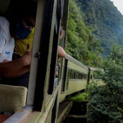 Trem Curitiba a Morretes revela imensa Mata Atlântica preservada
