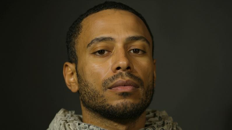 Ícaro Silva fará Hamlet em nova temporada da peça 'Hamlet, Sonhos Que Virão', em cartaz no Cine Copan