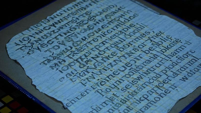 Entre as páginas recuperadas do Códice H encontram-se os exemplos mais antigos conhecidos de listas de capítulos das cartas de São Paulo