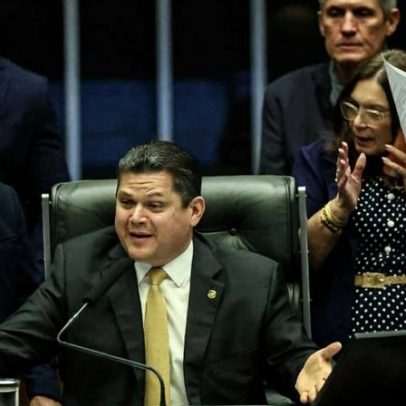 Alcolumbre invalida trechos de projeto que reduzem pena de Bolsonaro