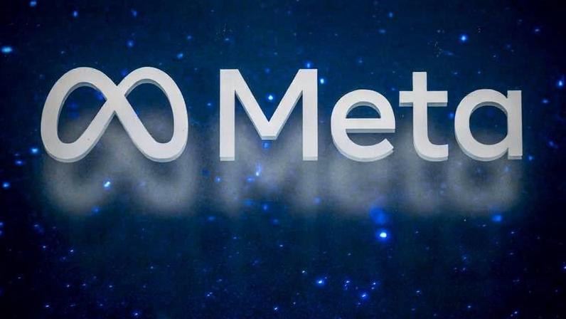 Logotipo da Meta em exibição em Davos, na Suíça, no Fórum Econômico Mundial