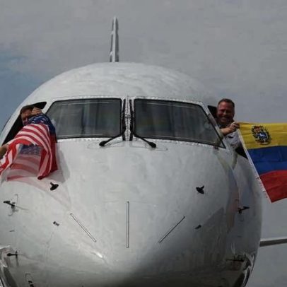 EUA e Venezuela retomam voos comerciais após sete anos de suspensão