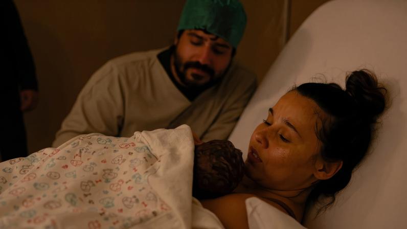Thati Lopes e George Sauma anunciam nascimento da filha Elisa