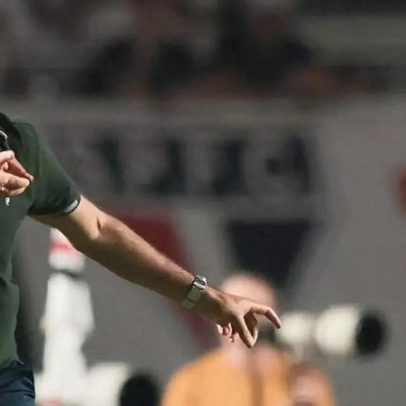 Abel Ferreira ironiza arbitragem e faz indireta a Daronco após jogo do Flamengo