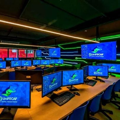 Polos de alta performance impulsionam expansão