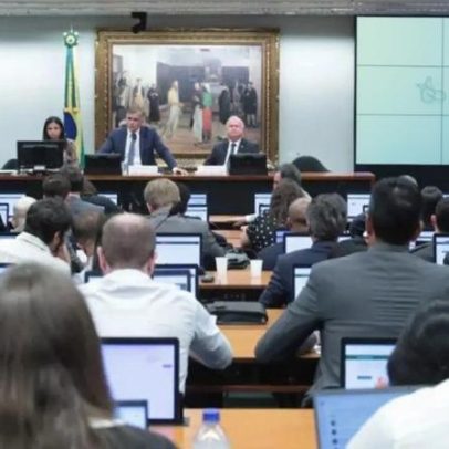 CCJ da Câmara aprova mudanças para fim da escala 6X1