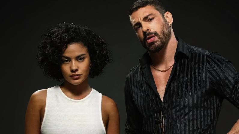 Bella Campos expõe polêmica nos bastidores de 'Vale Tudo' após polêmicas com Cauã Reymond: 'Cheira aqui meu sovaco, vê se eu estou fedendo'.