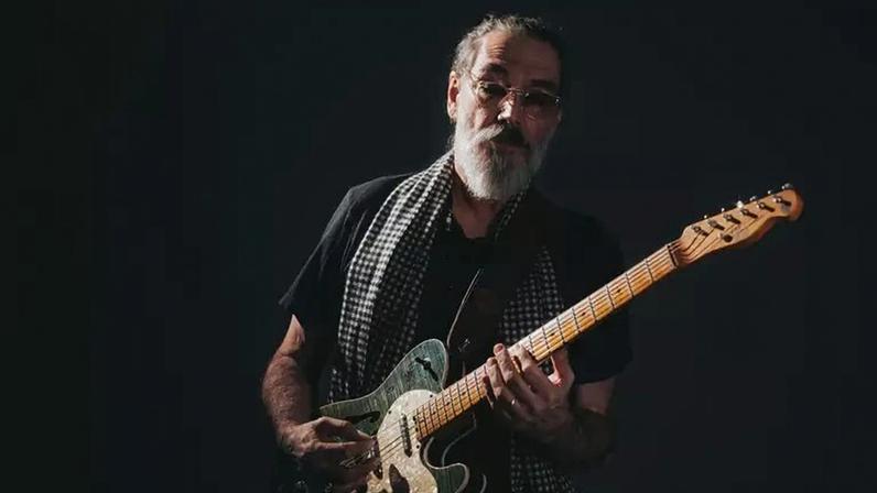 Lobão leva show Luau Indoor ao Blue Note São Paulo em formato intimista e acústico (Divulgação)