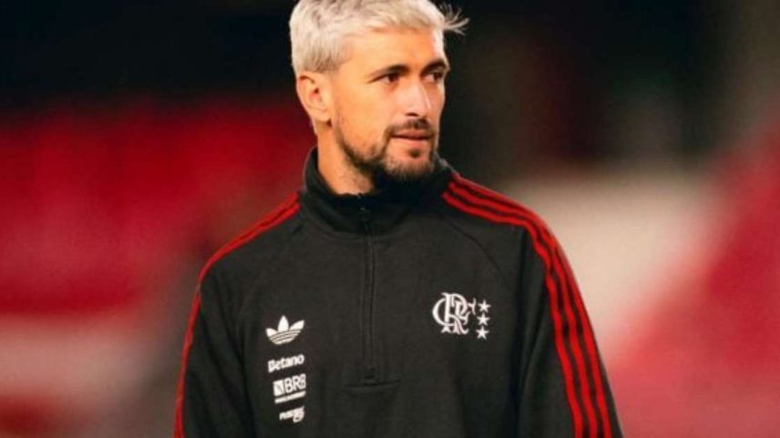 De Arrascaeta pouco ficou em campo no empate em 1 a 1 com o Estudiantes –